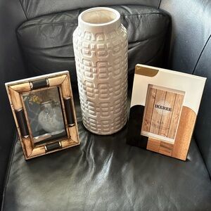 White Ceramic Geometric Vase - Modern Home Accent